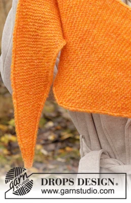 234-79 Cantaloupe Shawl by DROPS Design